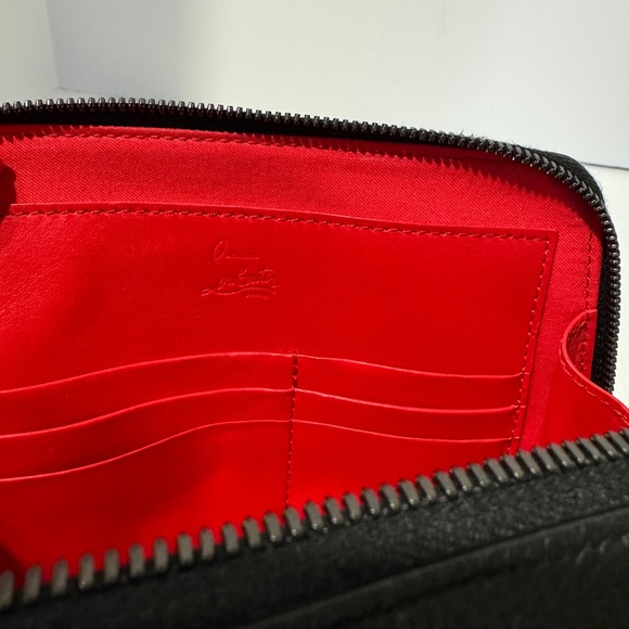 Christian Louboutin Loubitown Crossbody Bag - Picture 9 of 10